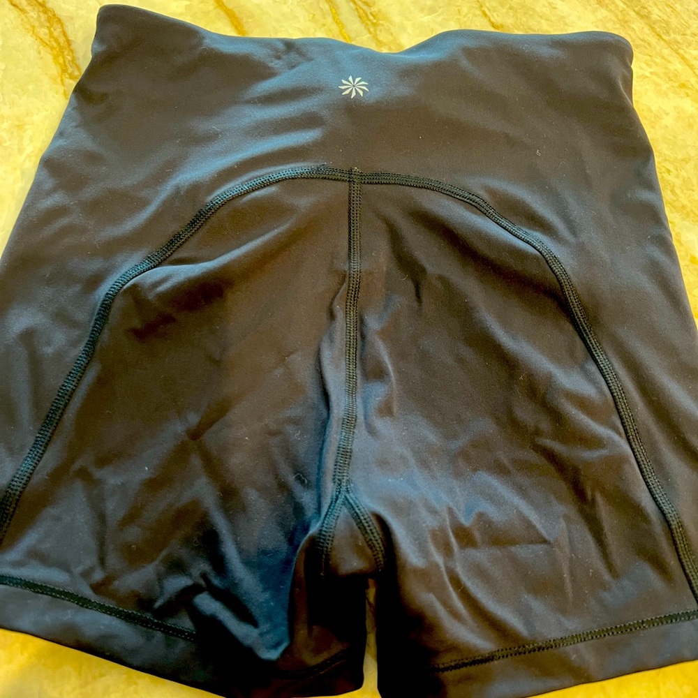 Athleta Super Shortie High Rise XS